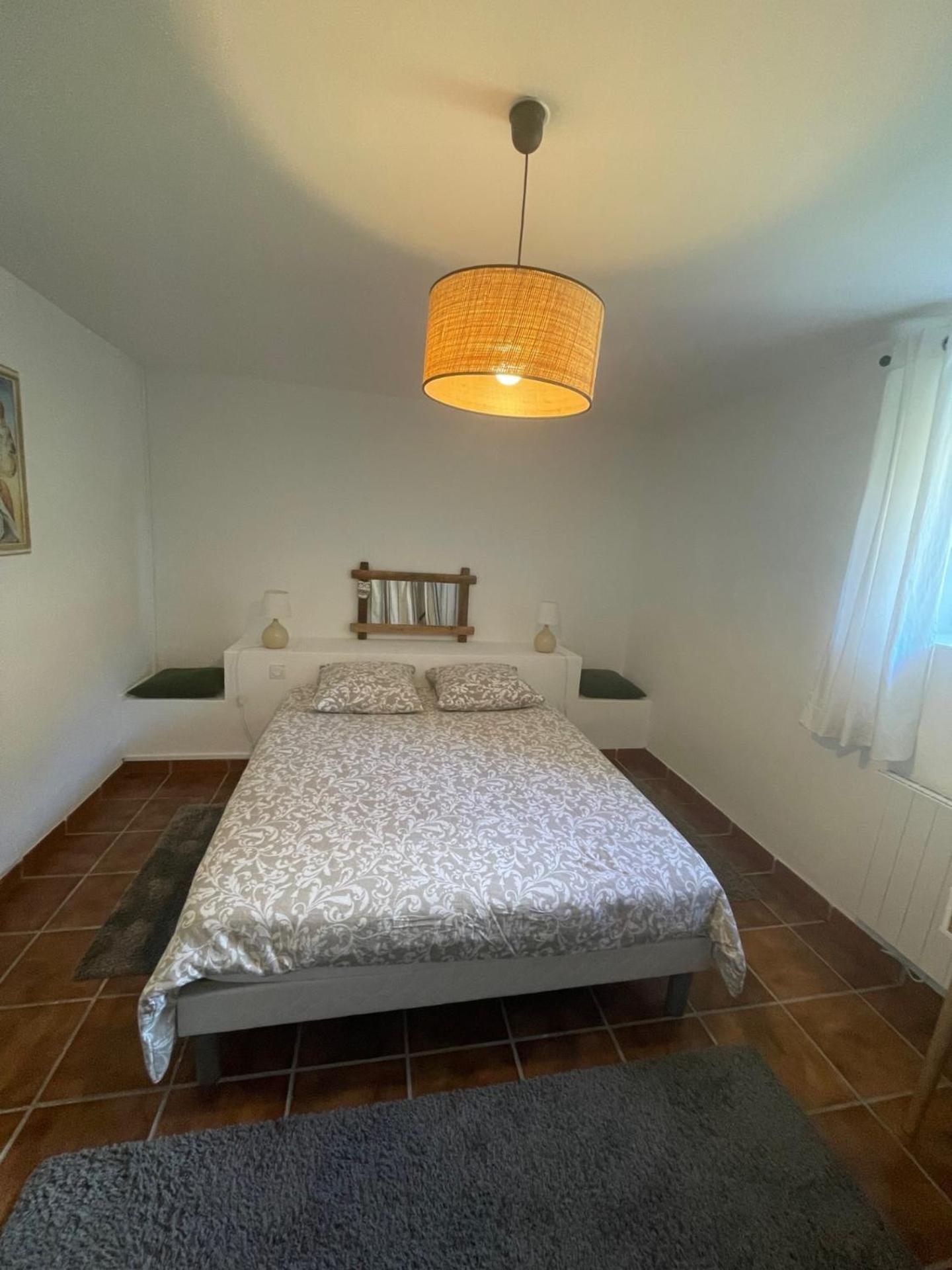 Gite Guiroya Saint-Jean-le-Vieux  外观 照片